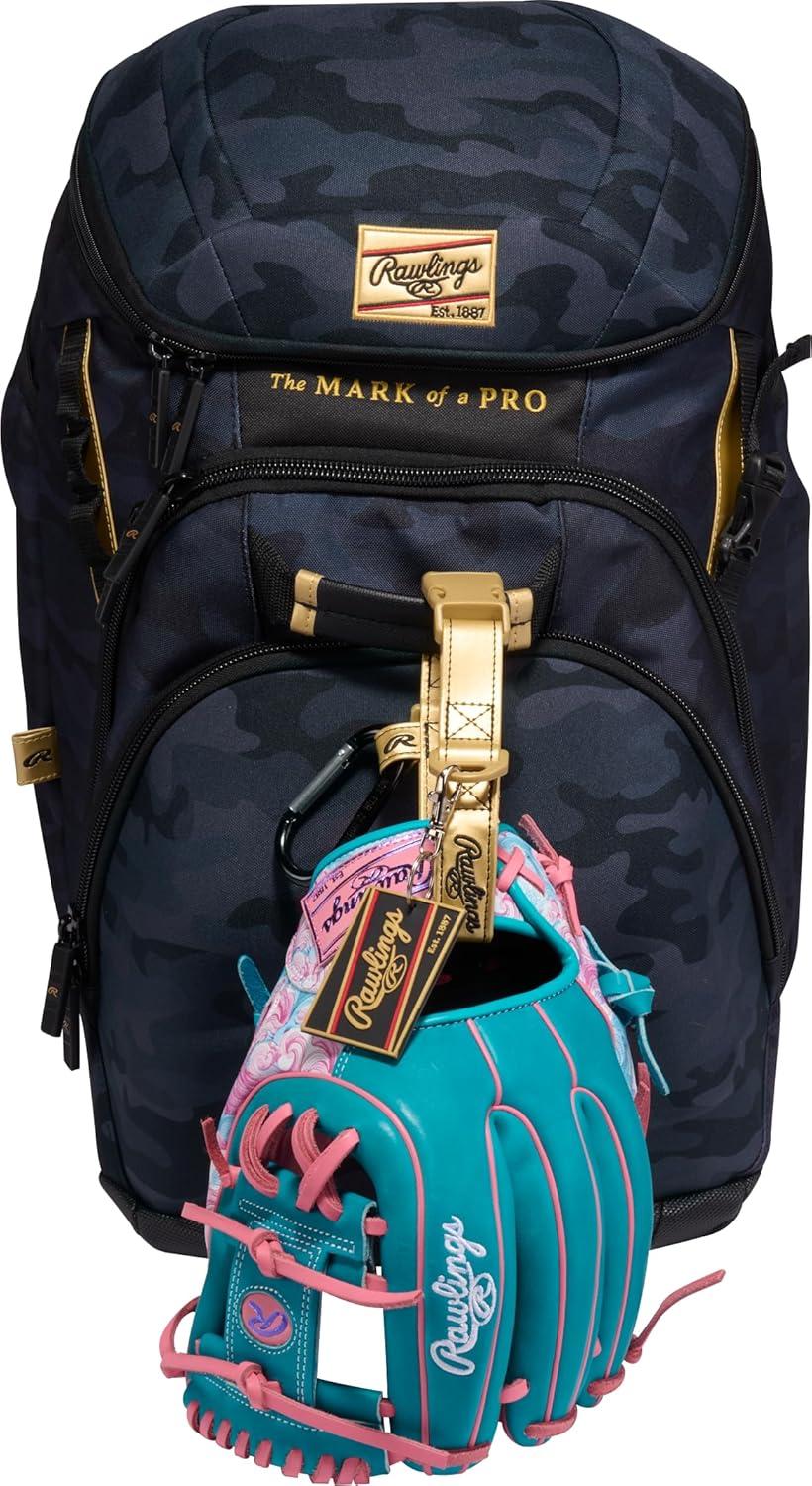 imageRawlings  Glove ampamp Batters Protection Accessory Clip  Bag Attachment with Carabiner ampamp Hanging Loops  Multiple ColorsPink